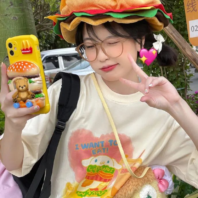 演员